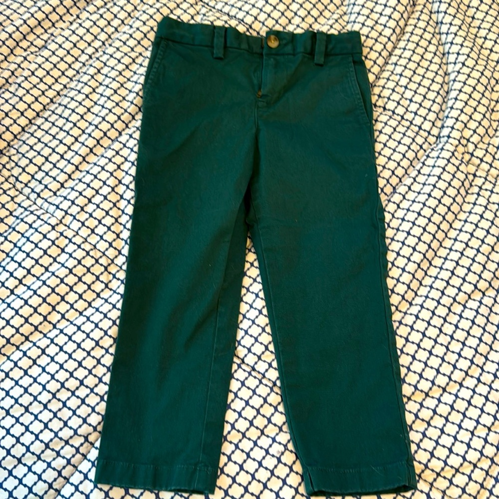 Vineyard Vines boys forest green chinos - 4T - like new